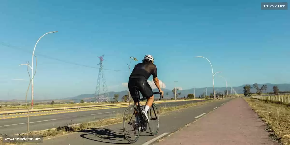 开云体育🏀跳跃、奔跑、协作 —— 在这片场地上,每一份热爱都闪闪发光!